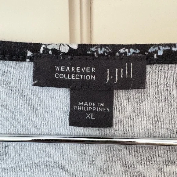 J JILL Wearever Knit Paisley Dress - Picture 9 of 16